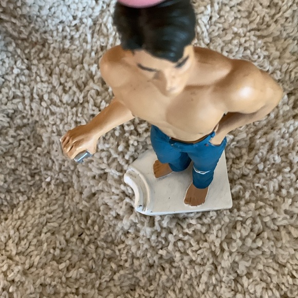 Sexy hunk beer can holder GANZ R. Demars - Picture 6 of 7